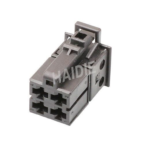 4 Pin Female 9-1355493-1 Electrical Automotive Wire Connector