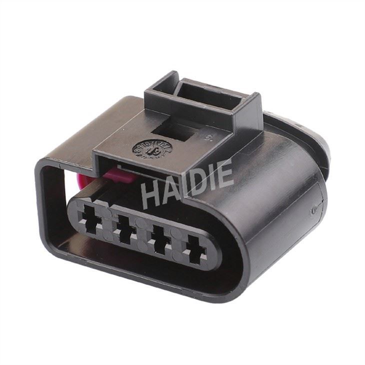 4 Pin Female 4B0973724 Waterproof Automotive Electrical Wiring Auto Connector