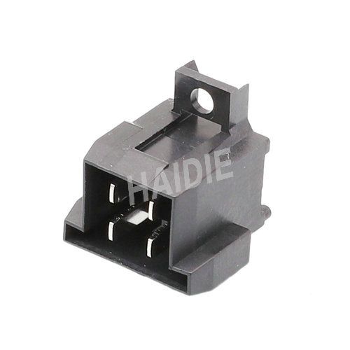 4 Pin Male Automotive PCB Electrical Wire Harness Connector 963357-6