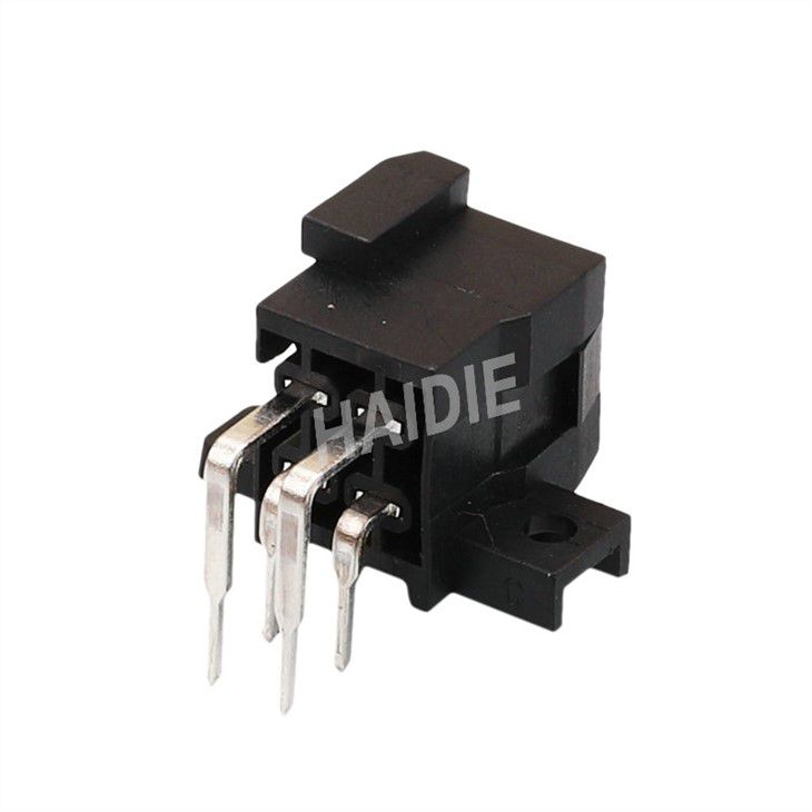 Konektor Crimp Blade 4 Pin 828801-1