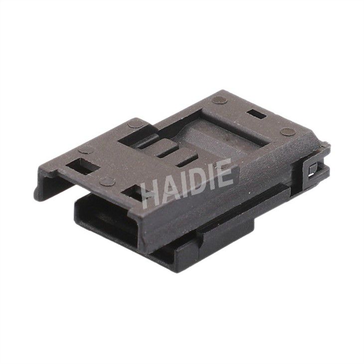 4P 52116-0411 Auto Connectors Male Automotive Electrical Wiring Connector
