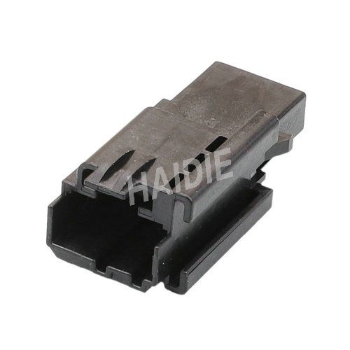 4P Auto Connectors Male Automotive Electrical Wiring Connector 31068-1070