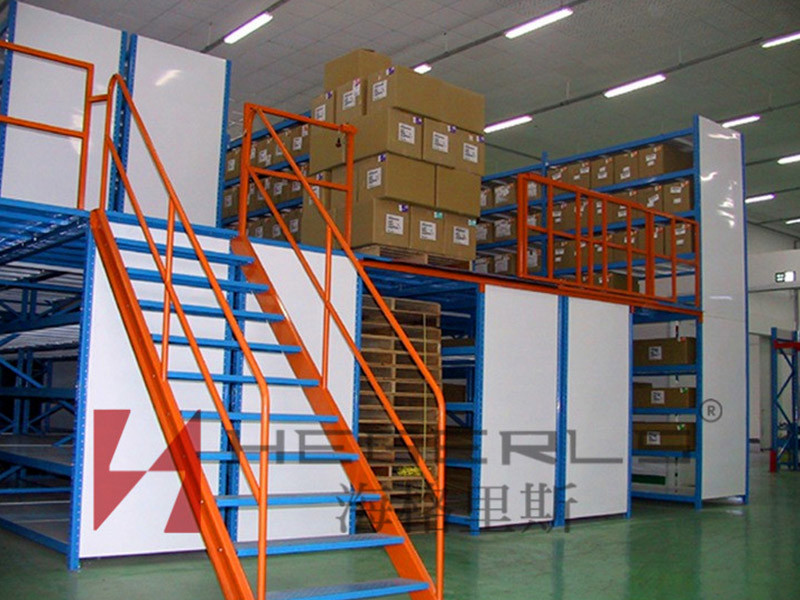 Sistema di scaffali di piattaforma in mezzanine in acciaio di magazzinu di Cina per u muvimentu di carrettu