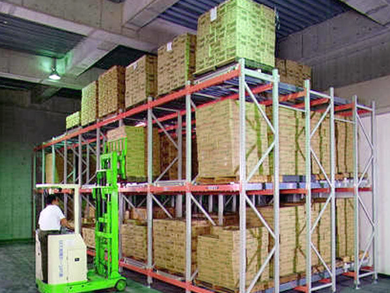 china pabrik tugas berat push back pallet racking sistem kanggo FILO