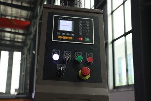 WOJIE Хидраулична CNC машина за свиткување метални цевки за притискање на кочница DA53T CNC притисна кочница