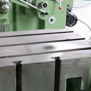 CE сертификат Прирачник за Кина Хоризонтална машина за обликување мал метал со обликување на метал B635A