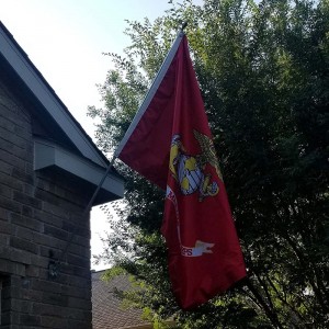 Ġnien tad-dgħajjes tal-karrozza tal-arblu stampat tal-bandiera tal-US Marine Corps