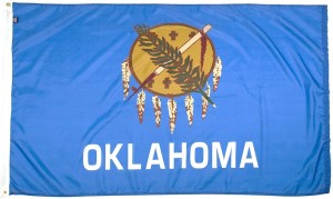 Sulaman Bendera Negeri Oklahoma yang dicetak untuk tiang bendera Taman Bot Kereta
