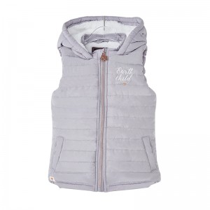 2022 New sleeveless hooded children’s down jacket solid color light children’s vest wholesale