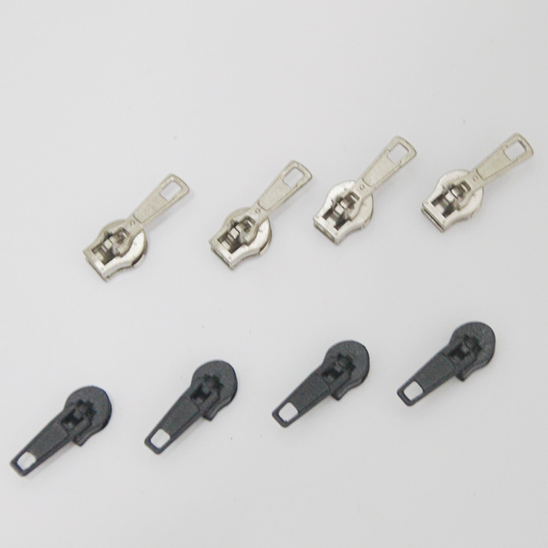 Wholesale Custom Color Pinlock Slider Semi-Autolock Slider For Nylon Zipper, Metal Zipper Featured Image