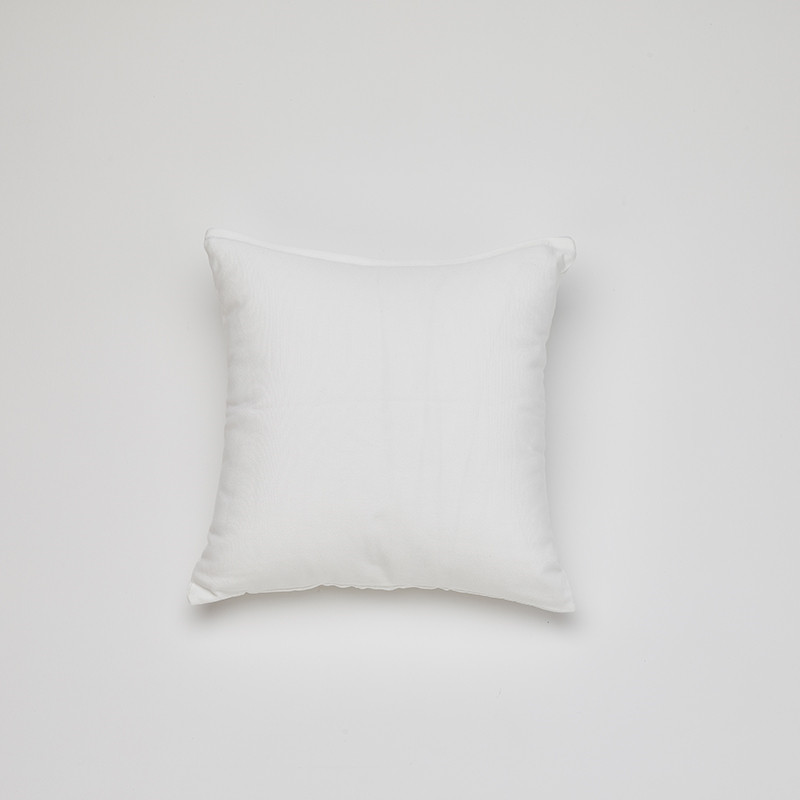 Bulk White 100% polyester throw Pillow insert 45cm x 45 cm Featured Image