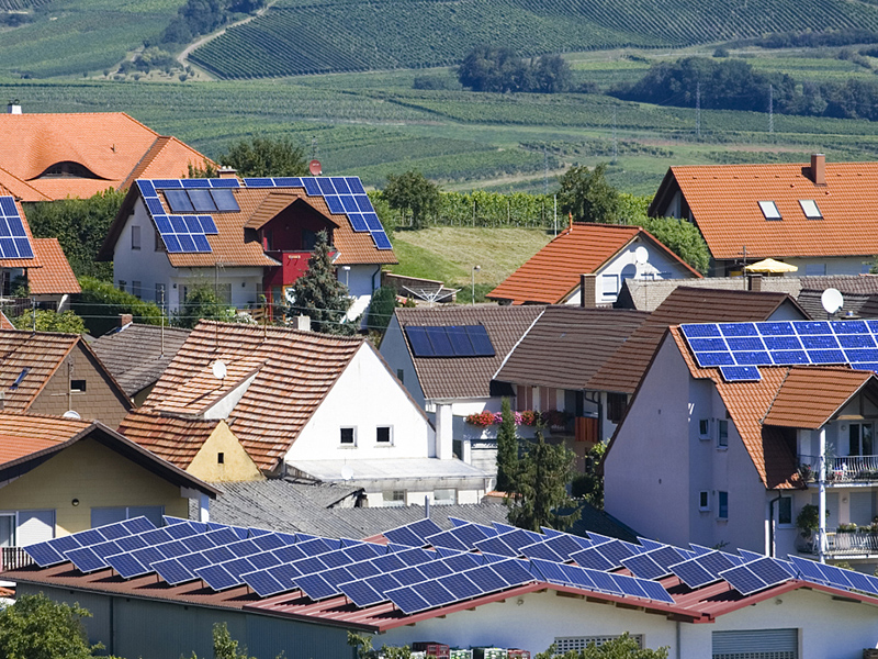 مستقبل تكنولوجيا الألواح الخلفية للطاقة الشمسية