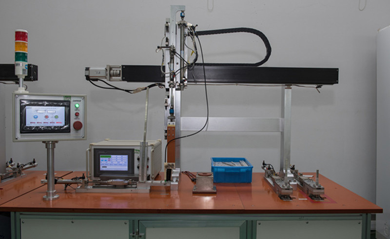 I-ATOMATIC MAGNETIC DECLINATION TESTER
