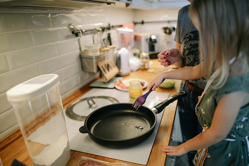 Que savez-vous des poignées des ustensiles de cuisine en bakélite ?