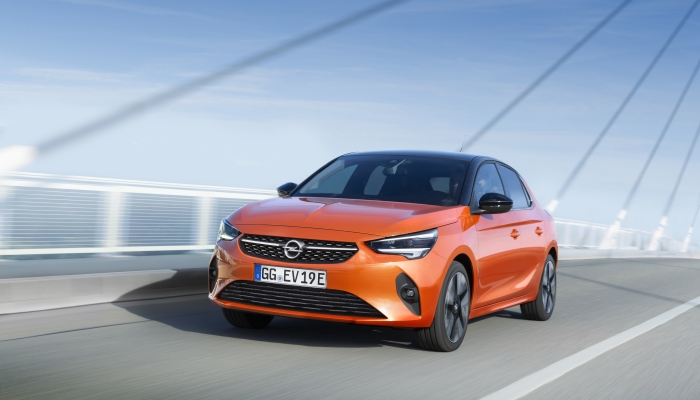 Sota diversos factors, Opel suspèn l'expansió a la Xina
