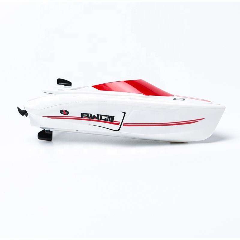 H133 10Km/H Remote Control Racing Boat 50M Distance 180 Degree Flip Waterproof RC Boat