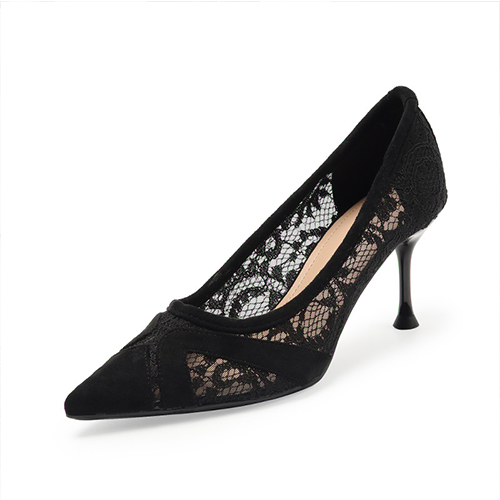 Zapatos de muller de tacón alto con tendencia de moda de deseño de malla negra ou zapatos de gasa con cristais