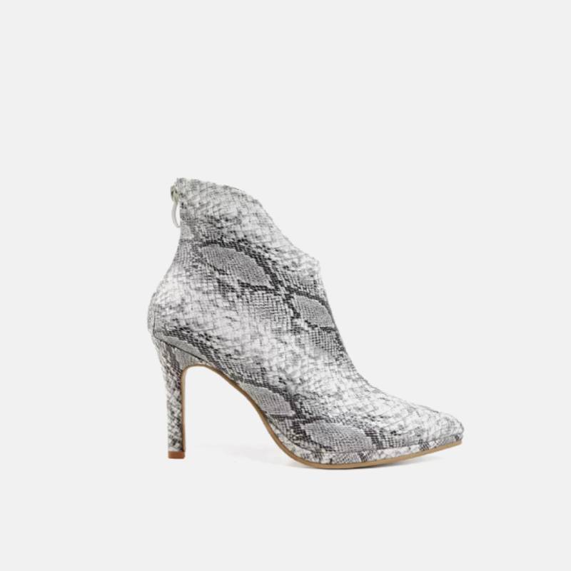 Snake Print Pointed Chelsea Boots