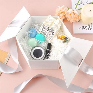 Kotak Penyampaian Hadiah Pembungkusan Bunga Kadbod Putih Heksagon Dengan Ribb 4