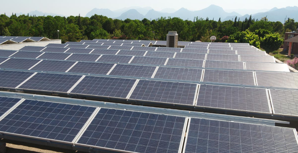 پیش بینی می شود که انرژی خورشیدی ایالات متحده تا سال 2030 چهار برابر شود