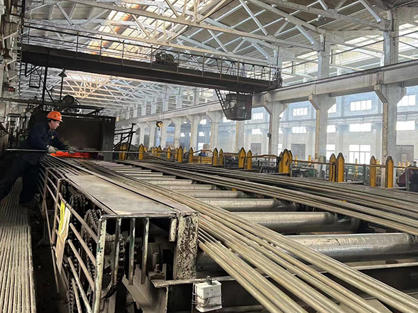 Seamless-Steel-Tube-factory-(2)
