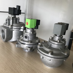Remotely piloted submerged air control pulse jet diaphragm valves for dust collector