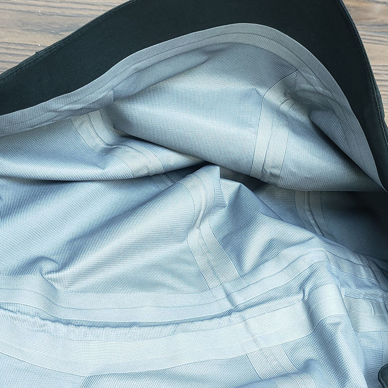 OEM zákazková vysokokvalitná ľahká 3-vrstvová laminátová konštrukcia z ePTFE PU trikotu nepremokavá bunda do dažďa plášť do dažďa hardshell softshell Odporúčaný obrázok