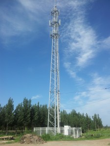 【Factory Direct】 Oceľové telekomunikačné veže s rôznymi štýlmi