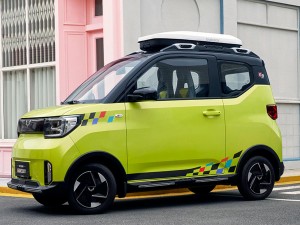 Wuling Hongguang MINI EV dözümlülük 300KM mini elektrik