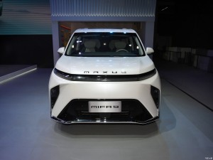 Samochód elektryczny SAIC MAXUS MIFV 9 MPV wyprodukowany w Chinach