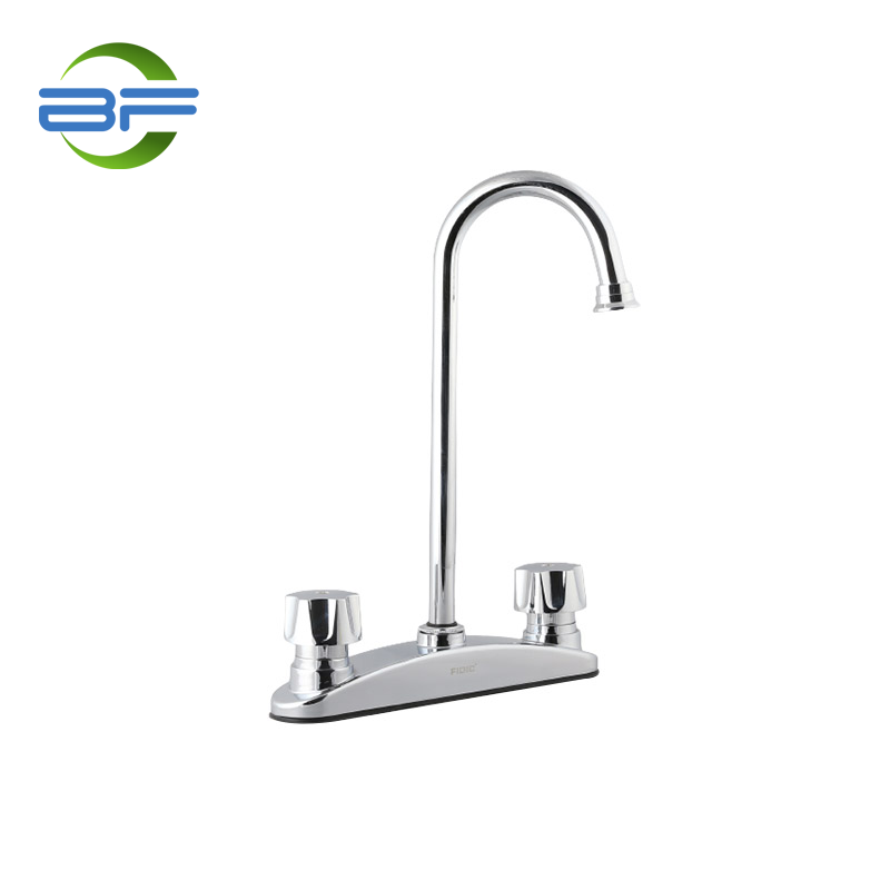 BM835 Brass 8 Inch Deck Mounted Kitchen Faucet Dengan Dua Pemegang
