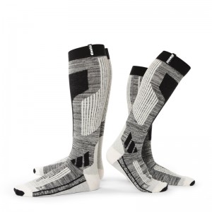 On behalf of the processing OEM new men’s professional ski socks, wool ski sports socks, thick terry warm socks for autumn and winter
