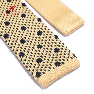 Cà vạt vuông mỏng đan bằng len cho nam