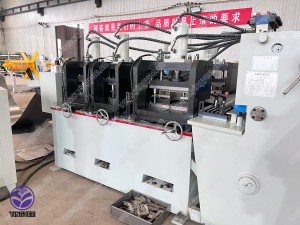 Maschine zur Herstellung von Aluminium-Diamantplatten-Eiskühlerboxen