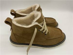 Ежедневни обувки от овча кожа за мъже през зимата