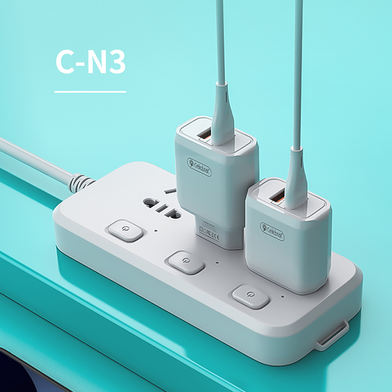Dobbel mikro-USB-lader 12W US-plugg USB-mobillader Celebrat C-N3