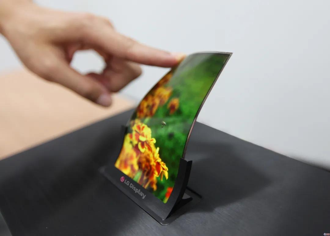 OLED डिस्प्ले पैनल, मदरबोर्ड ऑर्डर सभी चीनी निर्माताओं द्वारा लिए जाते हैं, कोरियाई कंपनियां मोबाइल फोन उद्योग से गायब हो रही हैं