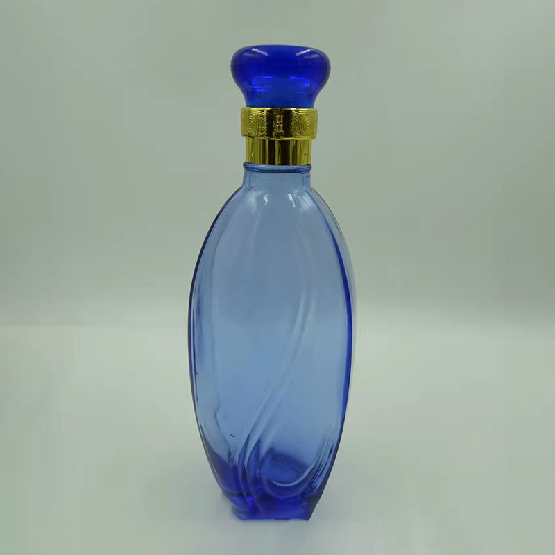 Läbipaistvad tühjad eeterliku õli pudelid, suure suuga pudelikaela disain