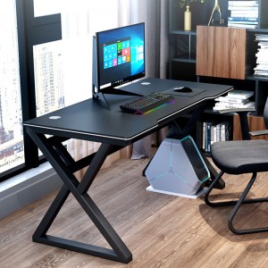 Simpleng kwarto sa bahay modernong pang-ekonomiyang computer desk
