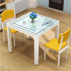 Bytový nábytok Moderný jedálenský stôl z tvrdeného priehľadného skla