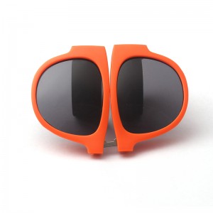 Foldable bracelet style beach sunglasses