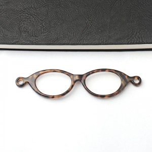 Retro necklaces hand-held reading glasses