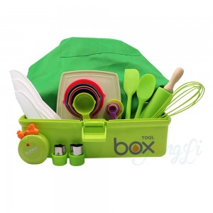 Yongli Baby Eco Friendly Bowl Sets Food Plate Silicone With Spoon and Fork Dinosaur Plate Bib Feeding Set
