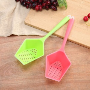 Yongli Scoop Colander Kitchen Strainer Scoop Food Drain Shovel Nylon Slotted Skimmer with Handle for Kitchen Cooking Baking Drain