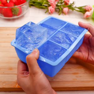 Moldes de silicona para cubos de xeo de gran tamaño con tapas extraíbles