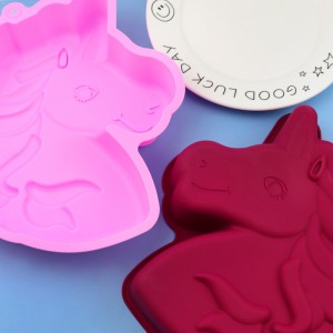 Iponi enye yokubhaka iPan Silicone DIY Aromatherapy Sepha Mold Unicorn Cake Mold