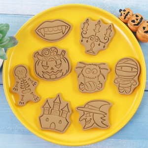 Stampo per biscotti di cartoni animati di Halloween 8 pezzi di fondente per cuttura di glassa Strumento di pressatura 3D