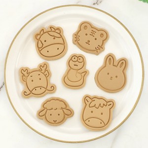 Molde de galletas de animais pequenos de debuxos animados lindo gatiño, cordeiro, leitón, polo, fondant de oso, ferramenta para hornear e cortar