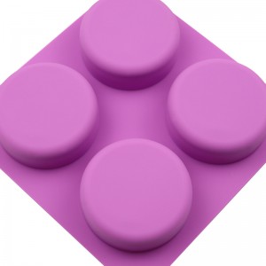 4 okrúhle obojstranné ručne vyrábané formy na mydlo