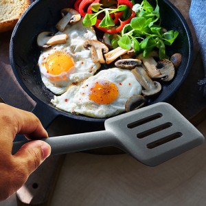 Set de accesorios de cociña por xunto de espátula personalizada Yongli do fabricante de utensilios de cociña de silicona
